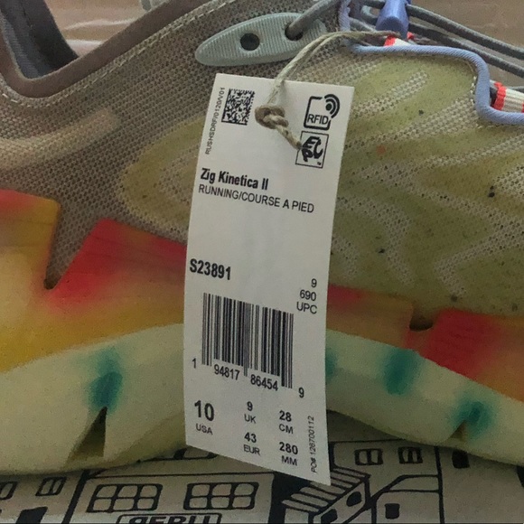 Brain Dead x Reebok Zig Kinetica 2 “Mad Science” - Picture 15 of 15